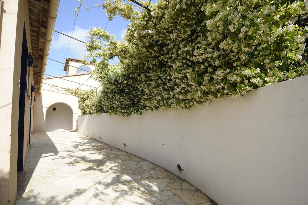 Aloasis Bed & Breakfast Grimaud Ngoại thất bức ảnh