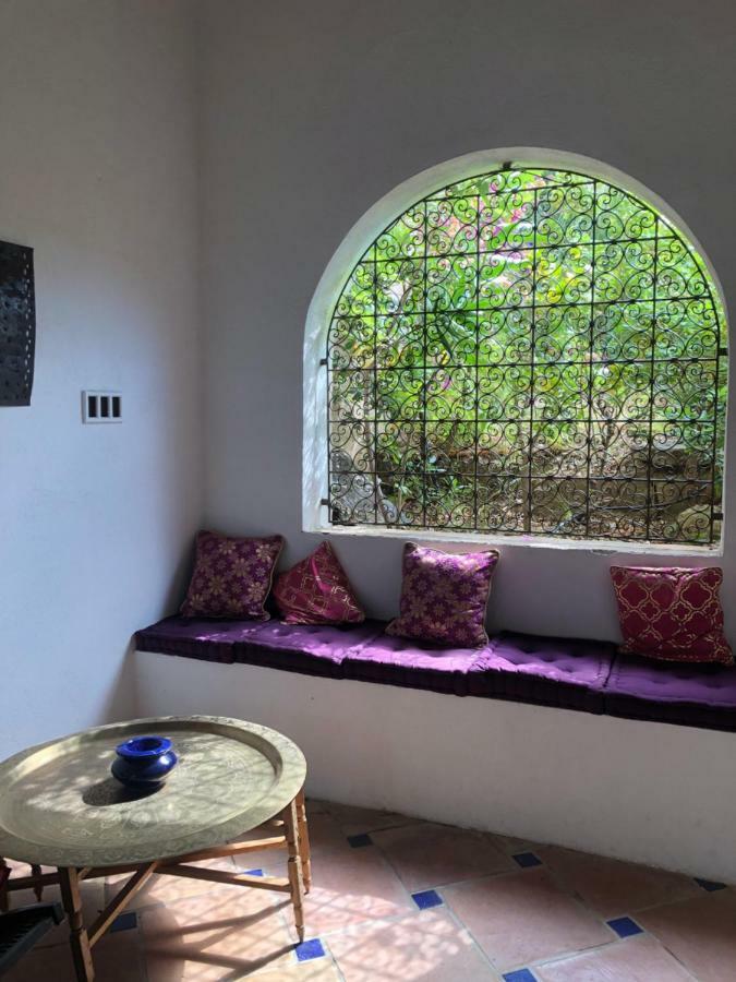 Aloasis Bed & Breakfast Grimaud Ngoại thất bức ảnh