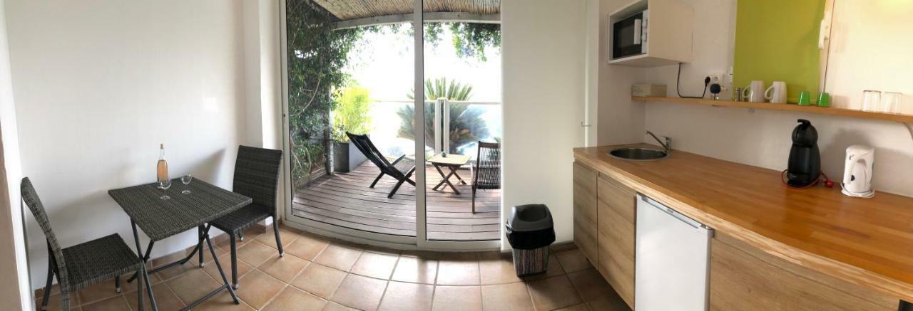 Aloasis Bed & Breakfast Grimaud Ngoại thất bức ảnh